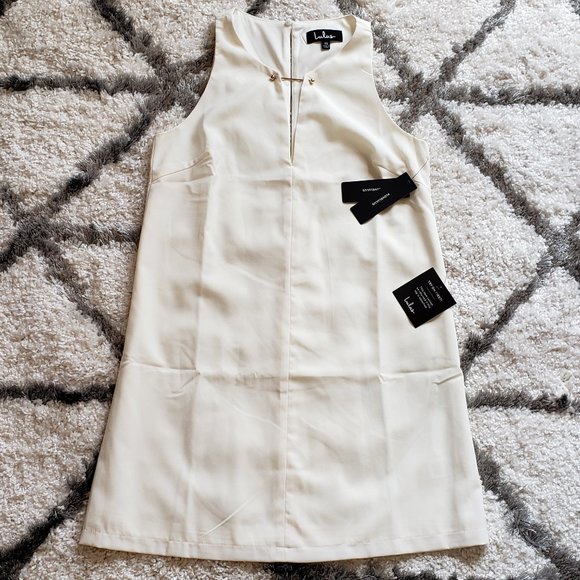 Lulus Dresses & Skirts - Cream Shift Dress